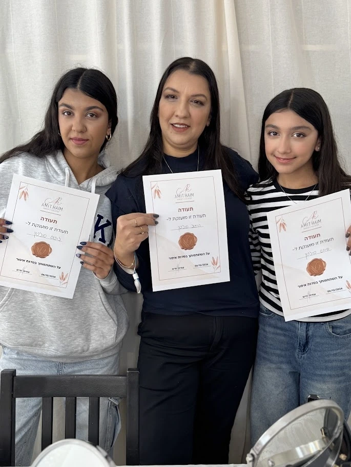 סדנת איפור אם ובנות